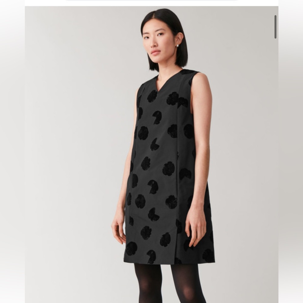 Cos black shift dress size EUR 34 in excellent condition